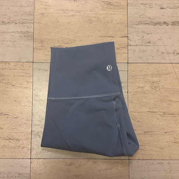 lululemon athletica Pants - Lululemon 28” Wunder Under Legging